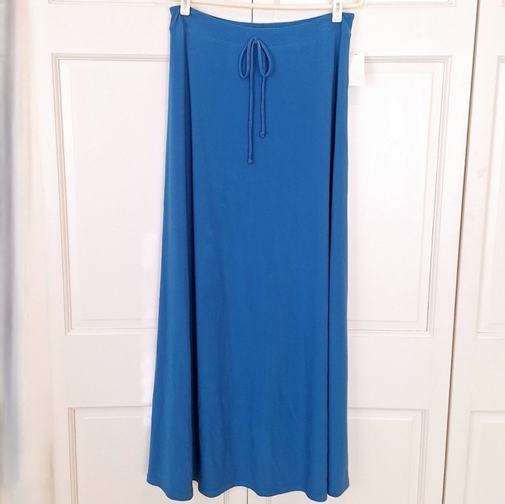 Jaclyn Smith maxi Skydiver skirt - NWT